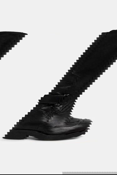 Кецове и обувки Maison Margiela MM6 Maison Margiela Tall Leather Boots with Buckle and Flat Heel Черно | S66WW0100.P7431.T8013, 1