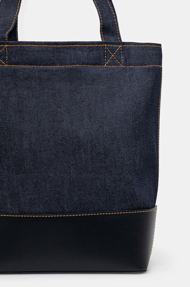 Голяма пазарска чанта A.P.C. Axel Small Tote Bag Синьо | CODDP.M61568.IAK, 2