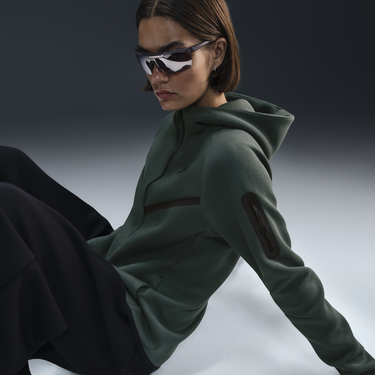Суитчър Nike Sportswear Tech Fleece Windrunner Full-Zip Hoodie Зелено | HV6747-338, 1