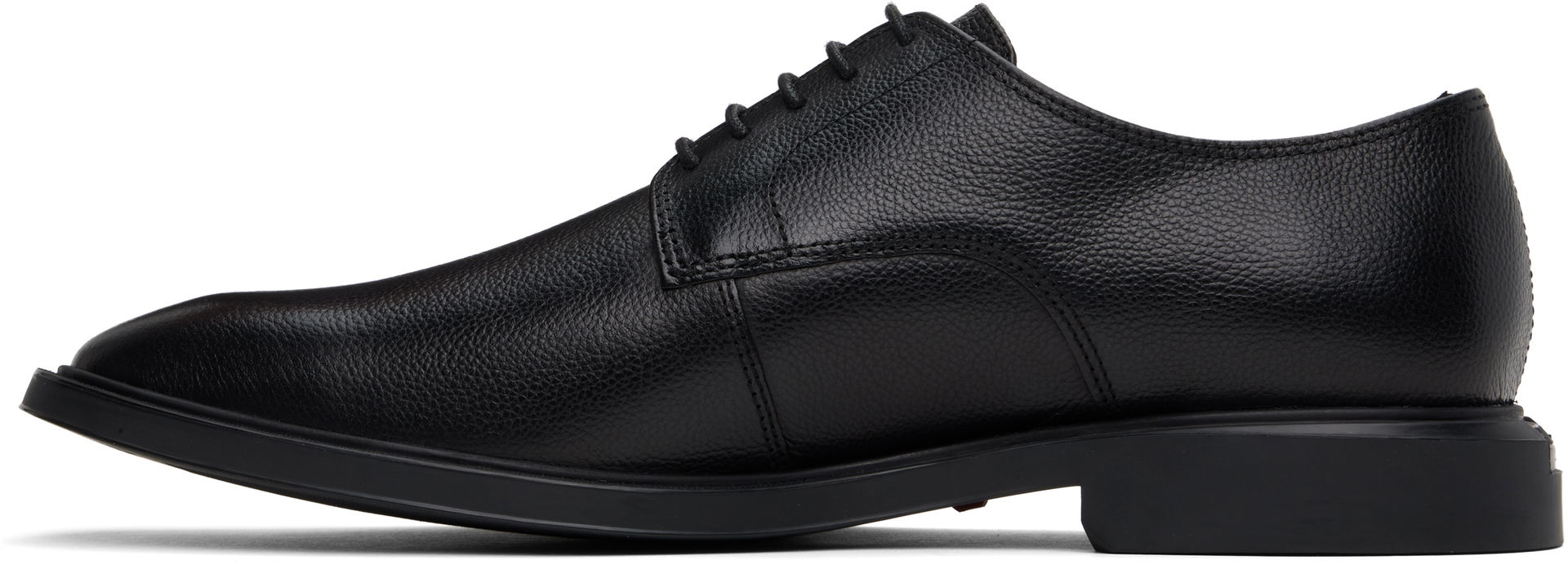 Hugo Grained Derbys, 2