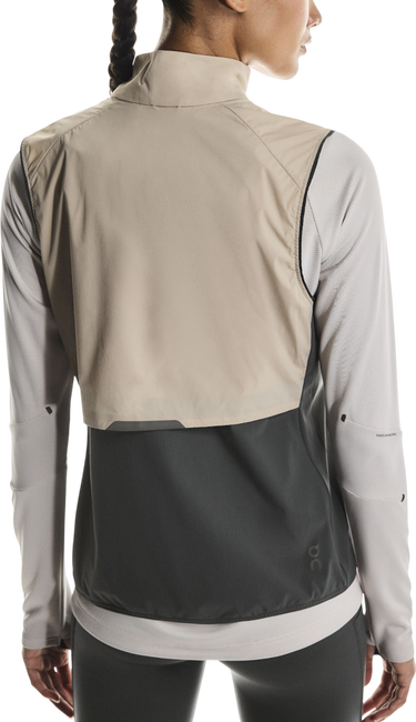 Жилетка On Running Running Weather Hooded Vest Бежово | 1wf30233557, 1