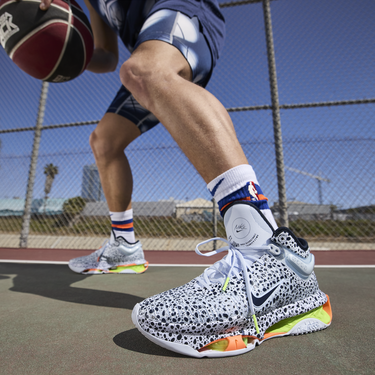 Кецове и обувки Nike Air Zoom GT Jump 2 Сиво | FV1285-900, 1
