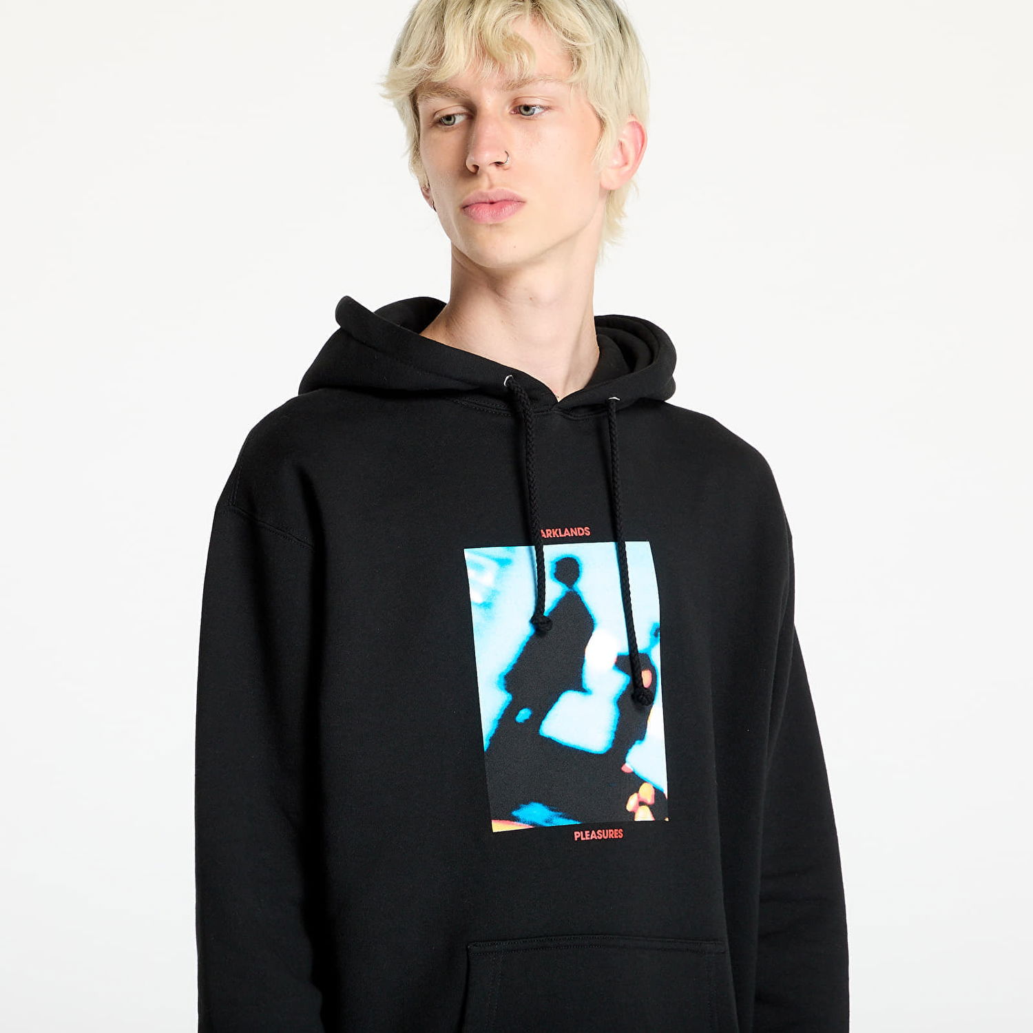 Суитчър Pleasures Darklands Hoodie Black Черно | P24F077 BLACK, 1