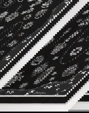 Шал Dolce & Gabbana Dolce & Gabbana Medals-Print Silk Twill Square Scarf Черно | GQ348EG0WUSHN5QP, 1