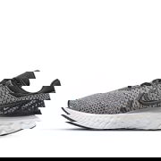 React Infinity Run Flyknit 3