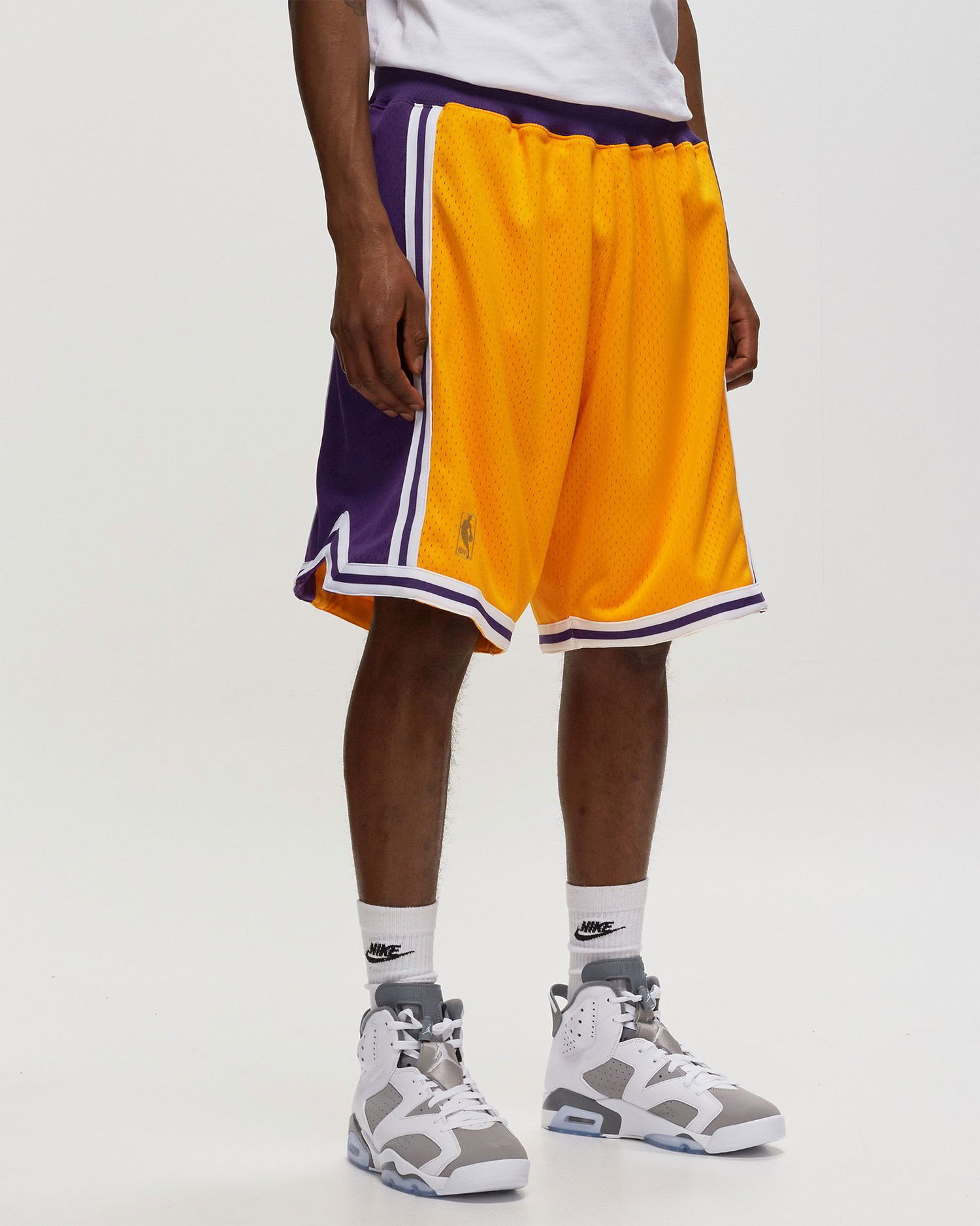 Къси панталони Mitchell & Ness Authentic Los Angeles Lakers 1996-97 Home Shorts Жълто | ASHRGS18121-LALLTGD96, 1