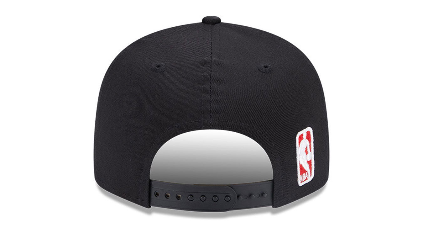 Шапка с козирка New Era Chicago Bulls Team Side Patch 9FIFTY Snapback Cap Черно | 60364385, 1