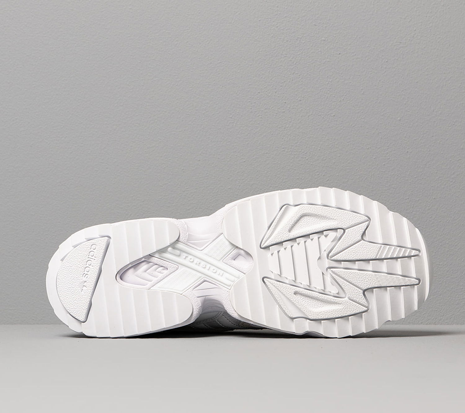 Кецове и обувки adidas Originals Yung-96 Chasm Trail Бяло | EF8976, 1