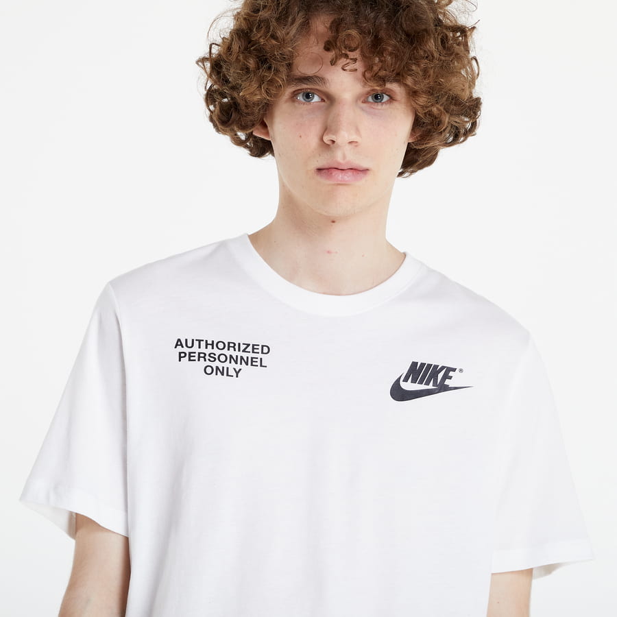 Тениска Nike Sportswear Tech Authorised Personnel Бяло | DO8323-133, 1