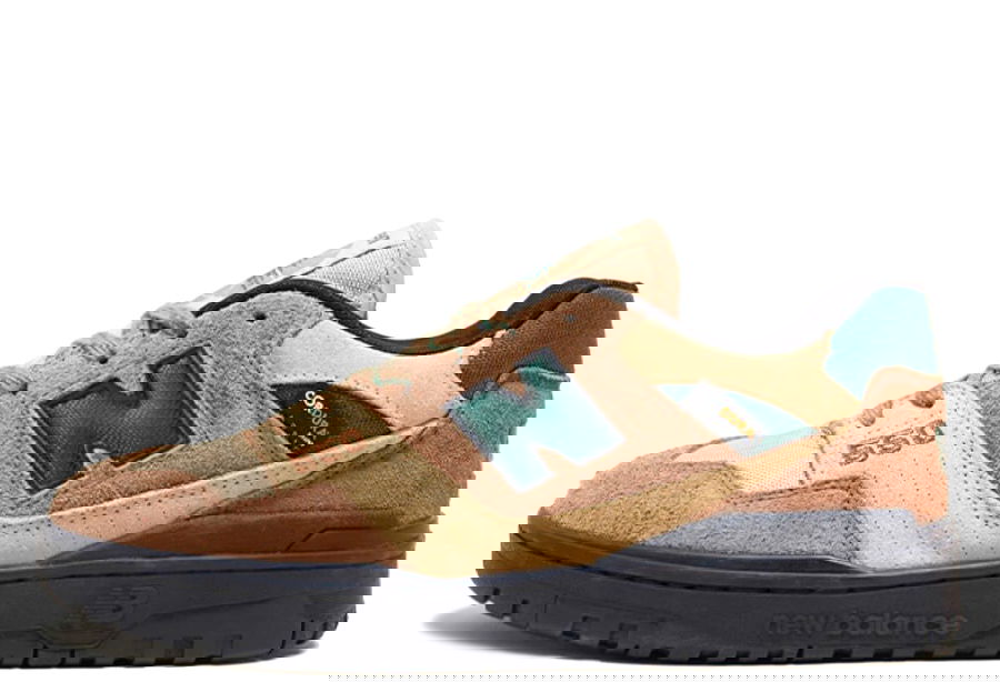 Кецове и обувки New Balance Stray Rats x 827 Бежово | BB550SZ1, 0