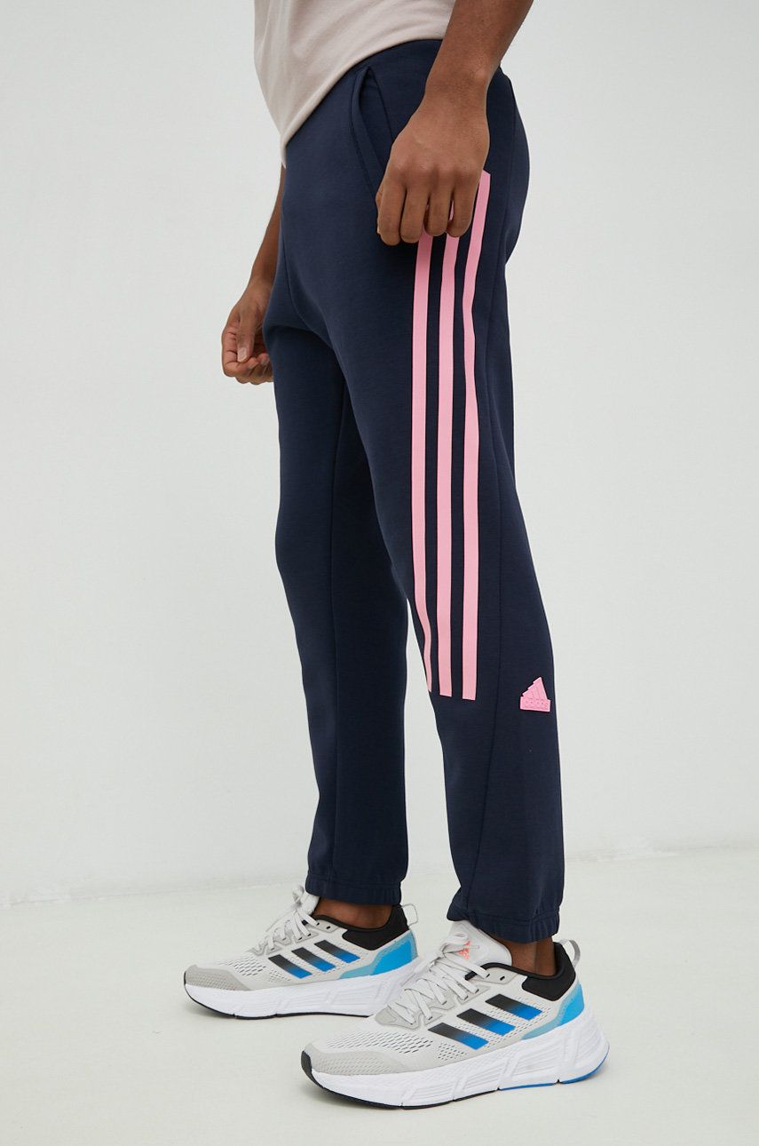 Спортни панталони adidas Originals Sweatpant Тъмно синьо | HY3396, 0