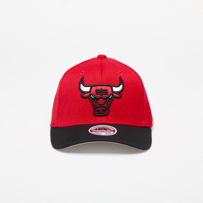 Шапка с козирка Mitchell & Ness Chicago Bulls Team 2 Tone 2.0 Snapback Red/ Black Червено | HHSS3265-CBUYYPPPRDBK