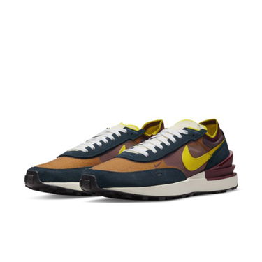 Кецове и обувки Nike Waffle One SE Червено | DD8014-600, 2