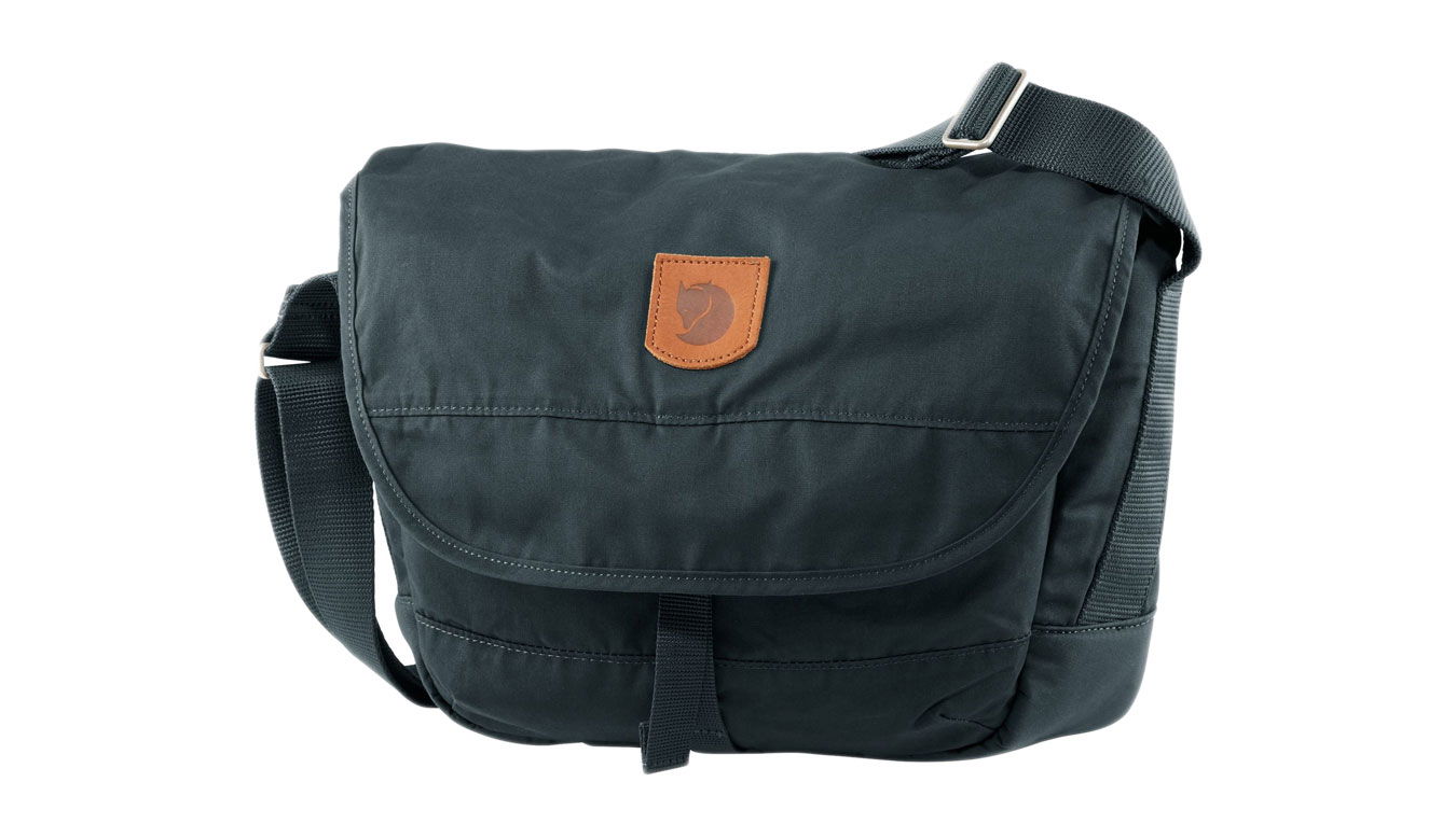 Чанта през рамо FJÄLLRÄVEN Kånken Greenland Small Shoulder Bag Зелено | F23155-042, 1