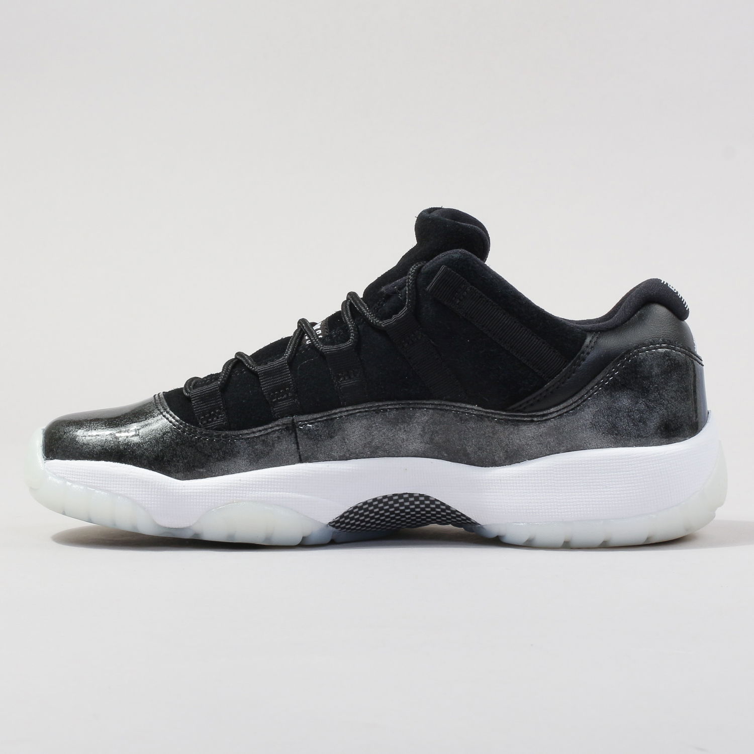Кецове и обувки Jordan Air Jordan 11 Retro Low ''Barons'' GS Черно | 528896-010, 0