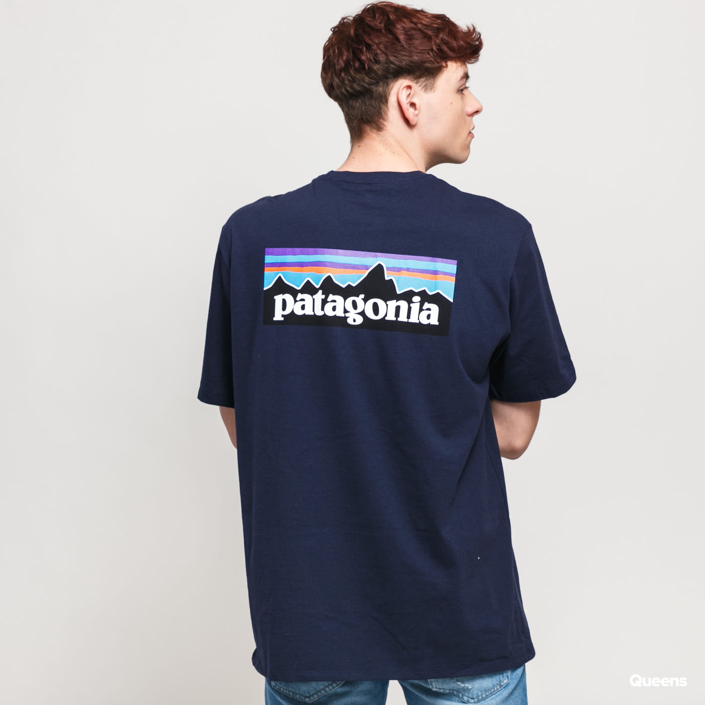 Тениска Patagonia P6 Logo Responsibili Tee Тъмно синьо | 38504 CNY, 0