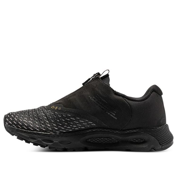Кецове и обувки Under Armour HOVR Черно | 3025468-001