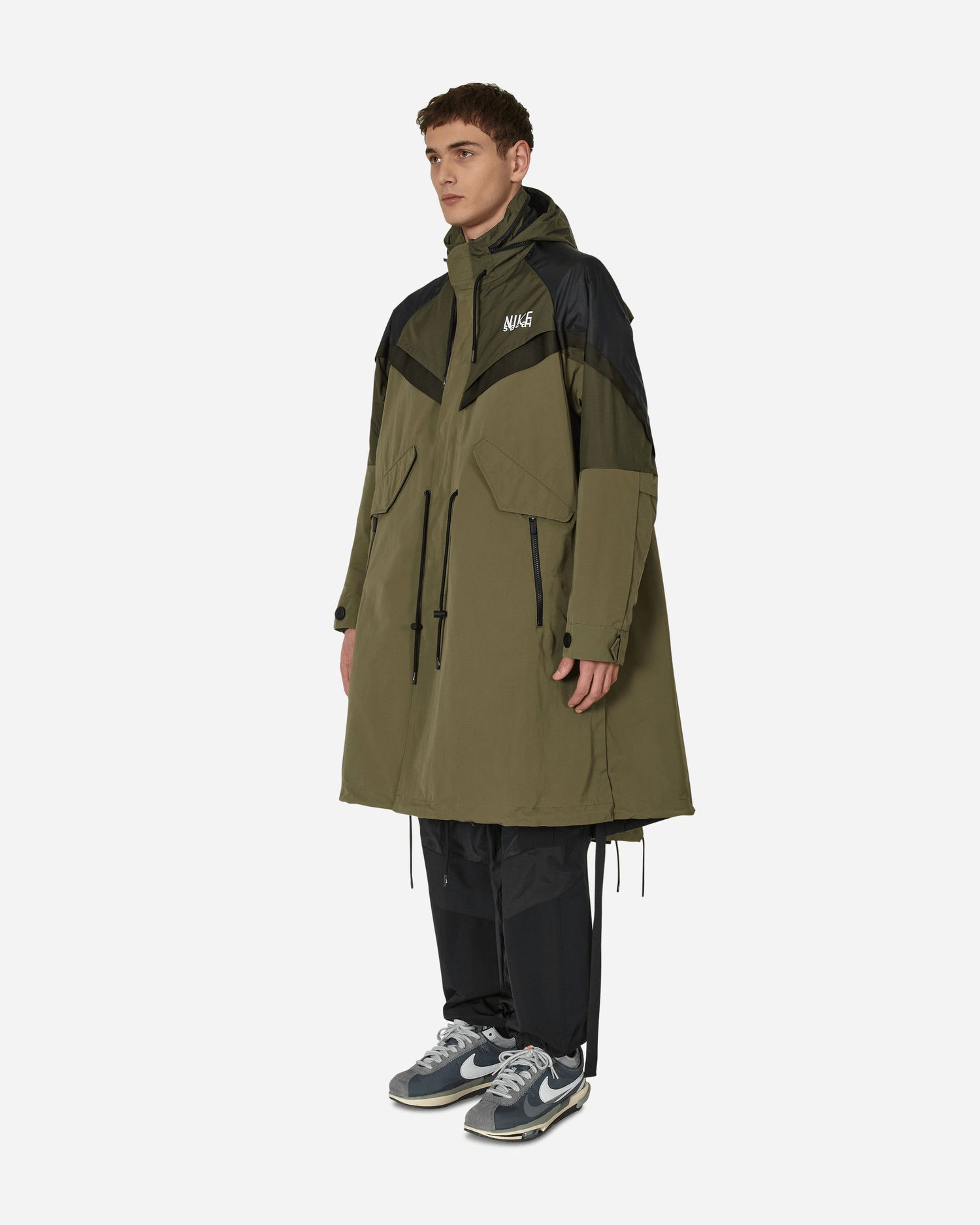 Тренчкот Nike Sacai x Trench Jacket Зелено | DQ9027-222, 1