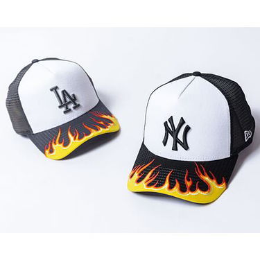 Шапка с козирка New Era Trucker Flame Baseball Cap Бяло | 60565478, 2