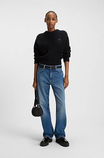 Пуловер BOSS Relaxed-fit knitted sweater with Happy HUGO badge Черно | 50548138, 1
