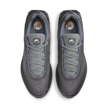 Кецове и обувки Nike Air Max DN Сиво | HQ3816-001, 3
