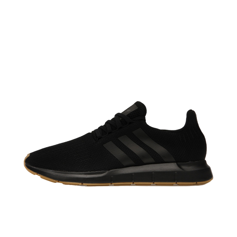 Кецове и обувки adidas Originals Swift Run Black Gum Черно | DB3603