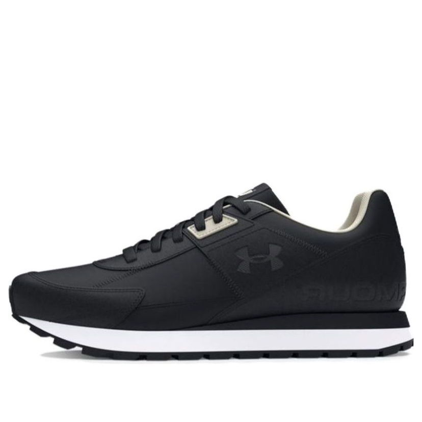 Кецове и обувки Under Armour Essential Runner Черно | 3028408-001