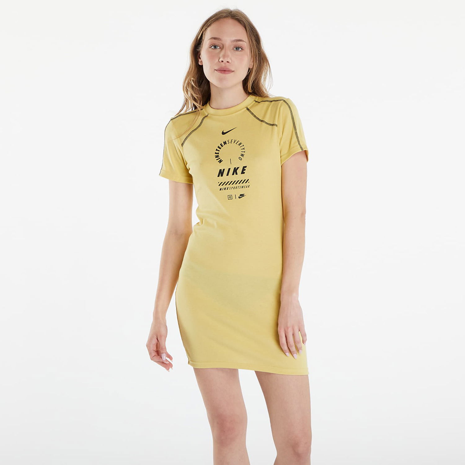 Pокля Nike Dresses Sportswear Short Sleeve Dress Saturn Gold Жълто | HF5955-700, 0
