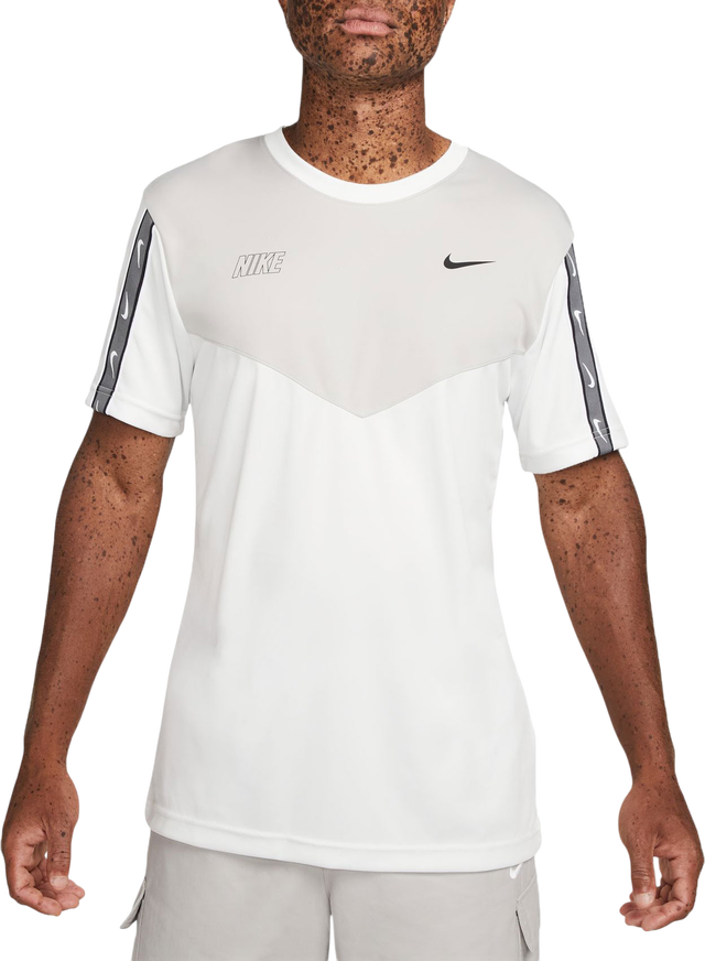 Nike Sportswear Repeat T-Shirt