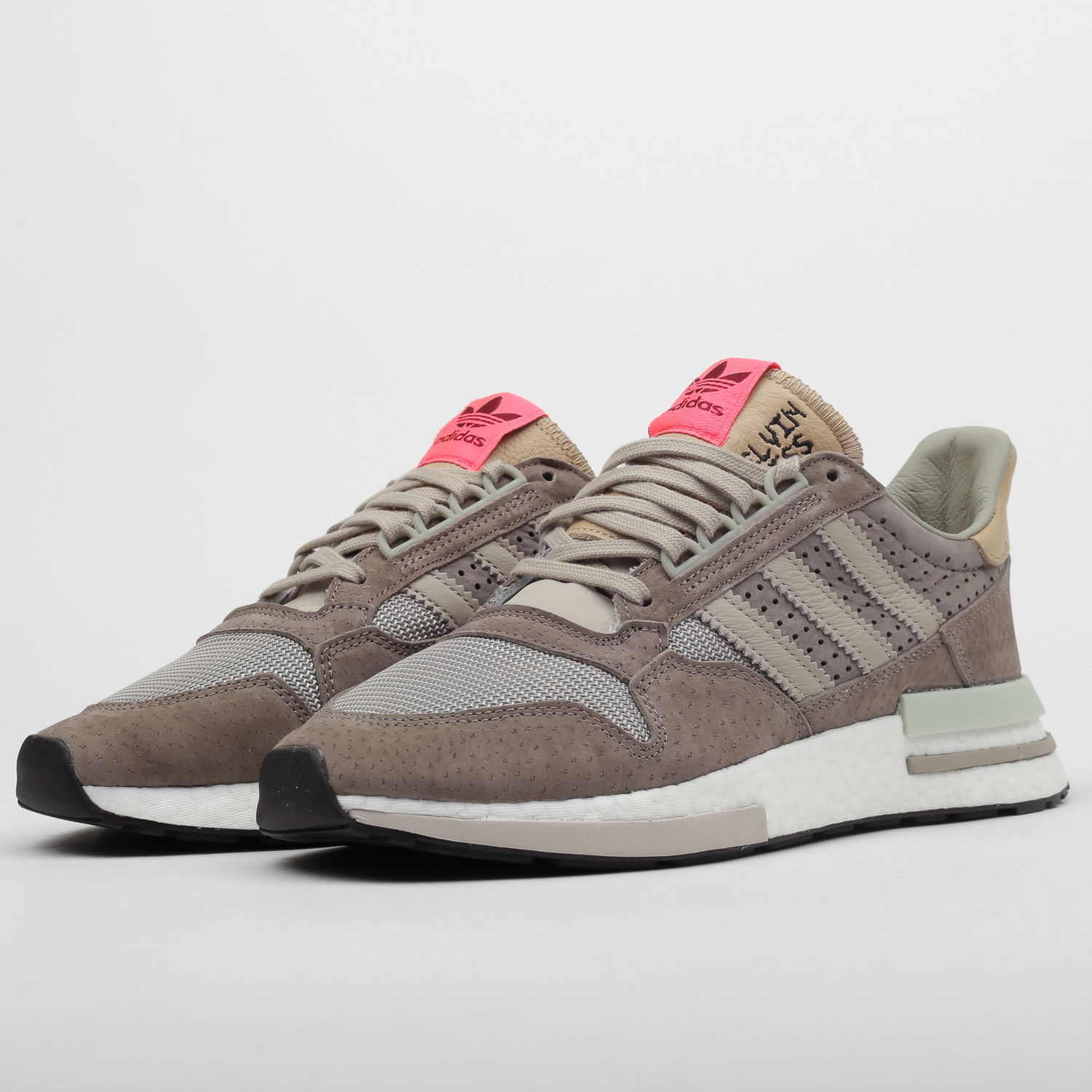 Кецове и обувки adidas Originals Z500 RM Кафяво | BD7859, 0
