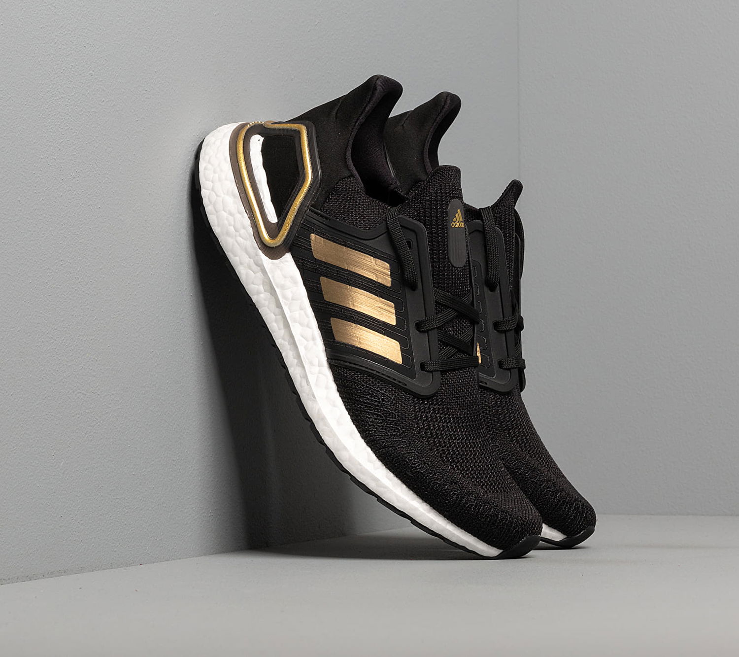 Кецове и обувки adidas Performance Ultraboost 20 Черно | EE4393, 0