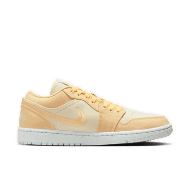 Кецове и обувки Jordan Air Jordan 1 Low SE "Celestial Gold" W Бежово | DV0426-200, 2