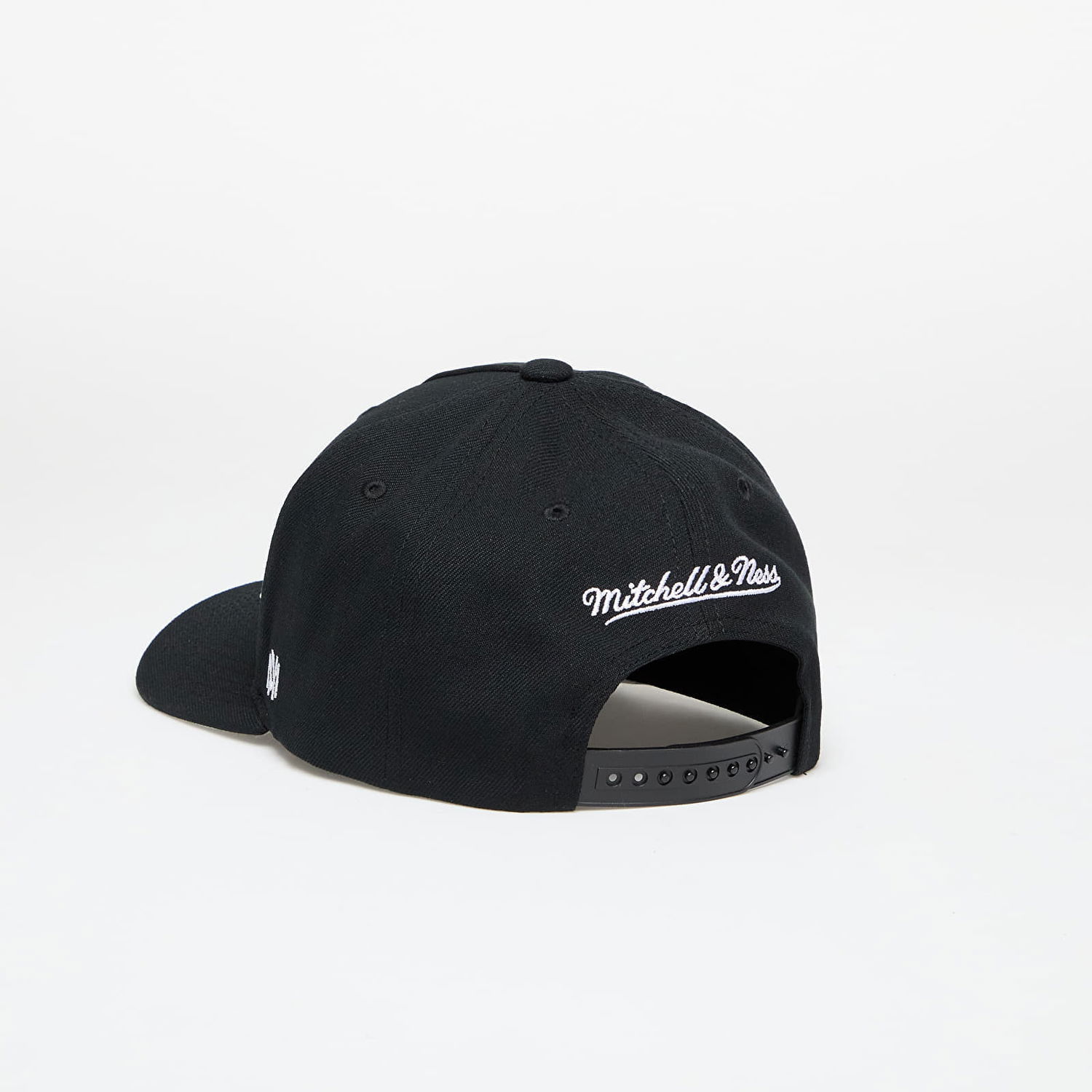 Шапка с козирка Mitchell & Ness Branded Box Logo Pro Snapback Cap Черно | HP8112-MNNBLCK, 1