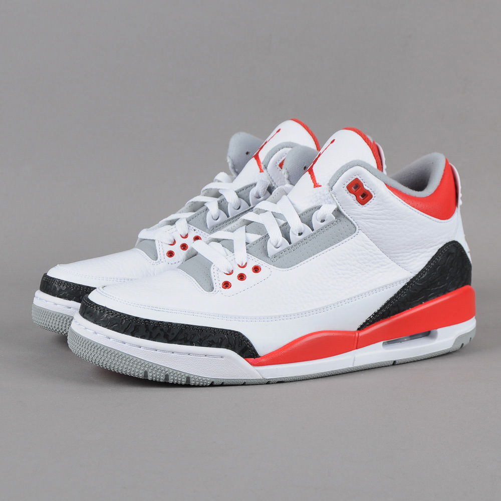 Кецове и обувки Jordan Air Jordan 3 Retro "Fire Red" 2013 Бяло | 136064-120, 0