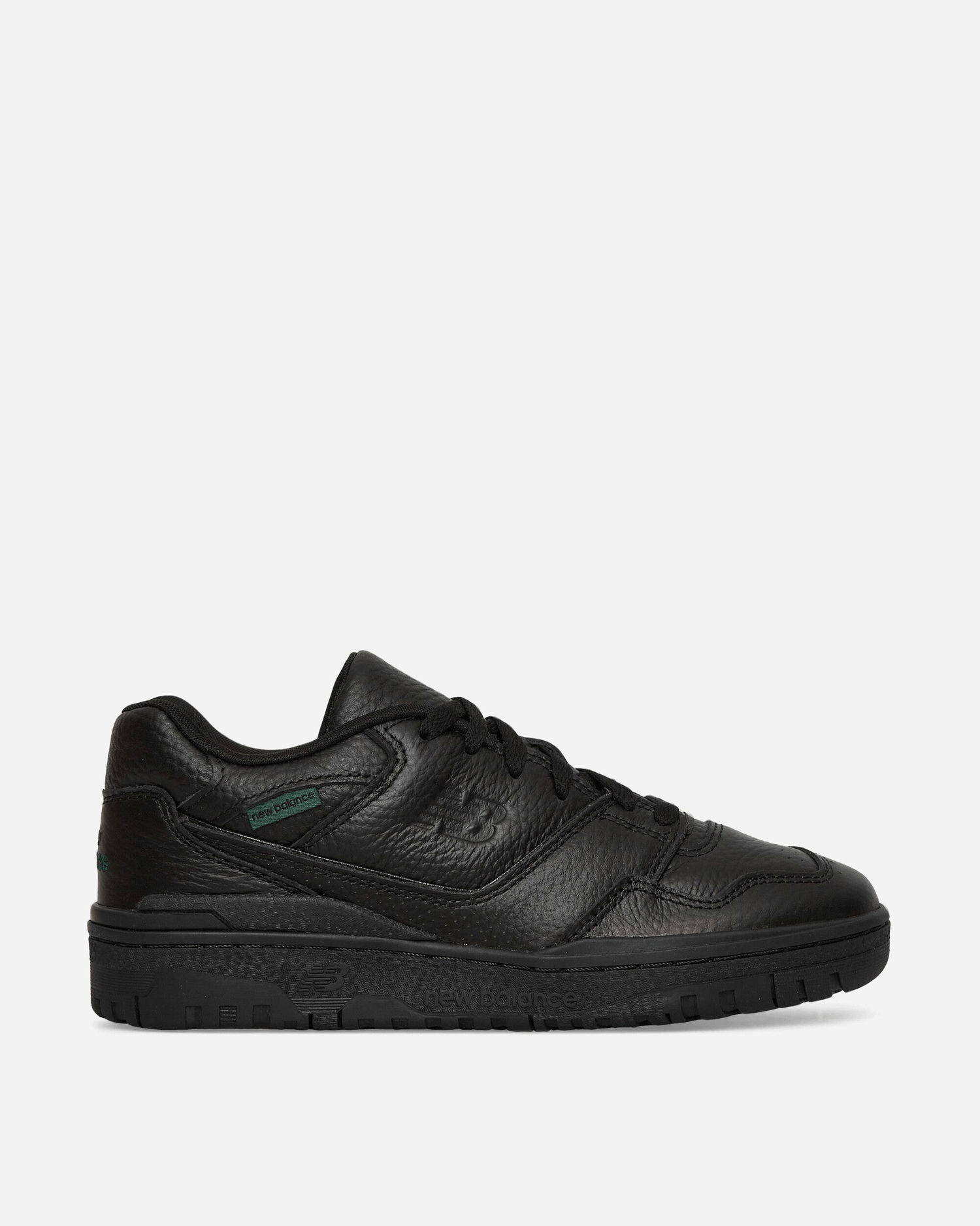 Кецове и обувки New Balance Sneakers in Black, Черно | BB550PBB, 1