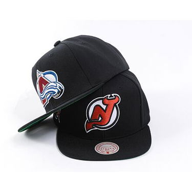 Шапка с козирка Mitchell & Ness New Jersey Devils Top Spot Snapback Черно | HHSS6743-NJDYYPPPBLCK, 3