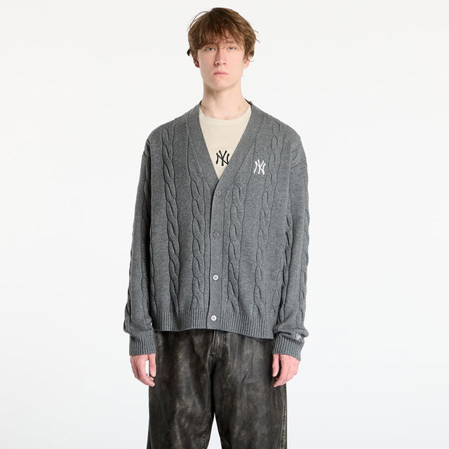 MLB New York Yankees Cable Knit V-Neck Cardigan
