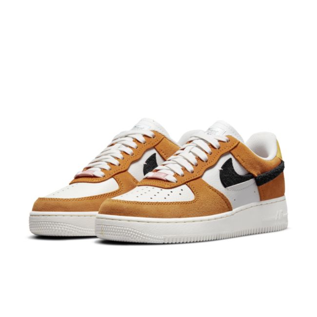 Кецове и обувки Nike Air Force 1 LXX W Кафяво | DQ0858-100, 1