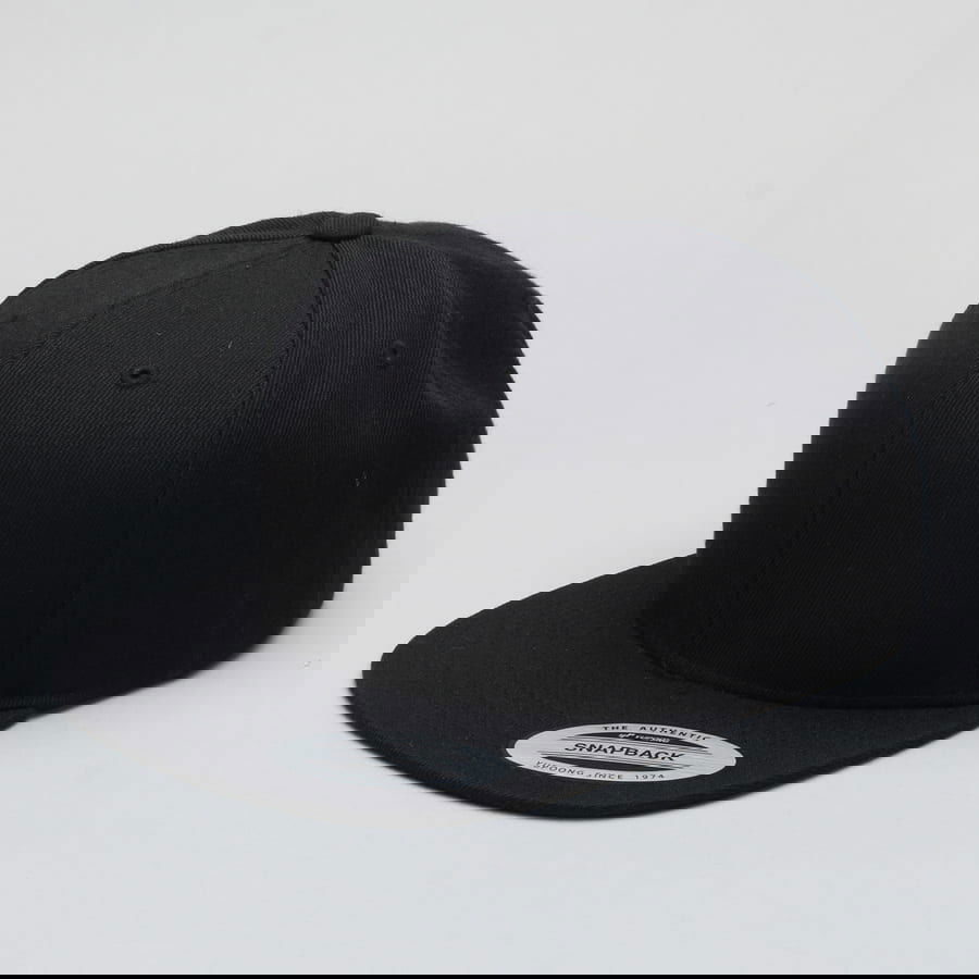 Шапка с козирка Urban Classics Classic Snapback Черно | 6089M Black, 0