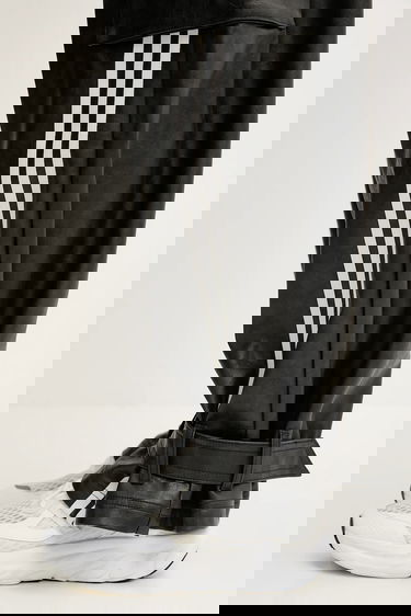 Карго панталони adidas Originals adidas Originals Faux Leather High Waist Wide Leg Cargo Pants Черно | JX9226, 4