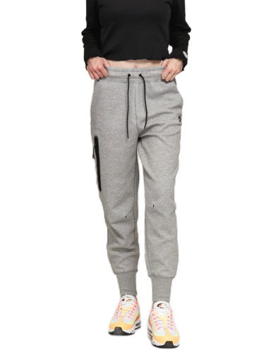 Спортни панталони Nike Sweatpants Tech Fleece Сиво | cw4292-063