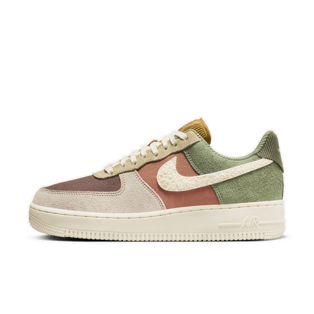 Air Force 1 '07 LX "Oil Green & Pale Ivory"