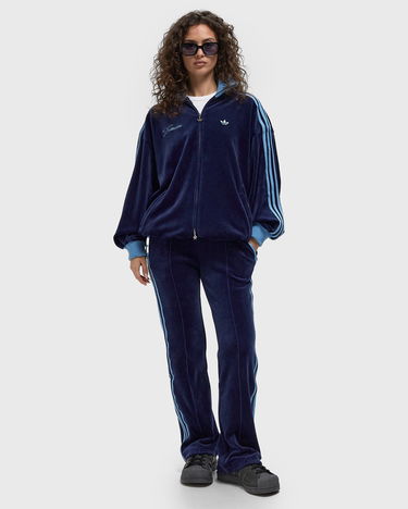 Спортни панталони adidas Originals AVAVAV Velvet Track Pant Тъмно синьо | KD1493, 2