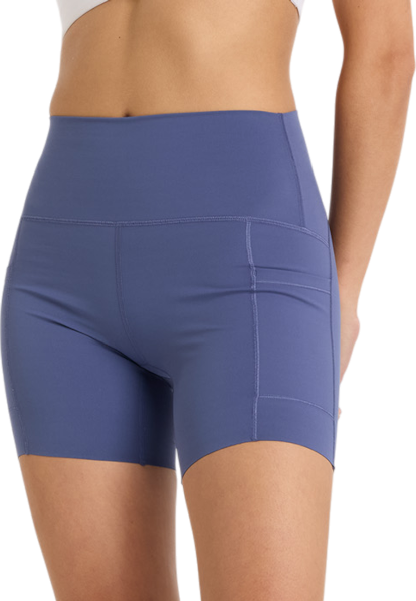 Къси панталони New Balance Sleek Pocket High Rise Short 6" Синьо | ws51271-dre