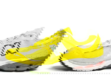 Кецове и обувки New Balance 2002R Жълто | M2002RLC, 1