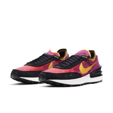Кецове и обувки Nike Waffle One W Червено | DC2533-600, 1