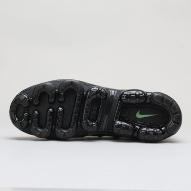 Кецове и обувки Nike Air Vapormax Plus Черно | 924453-009, 4