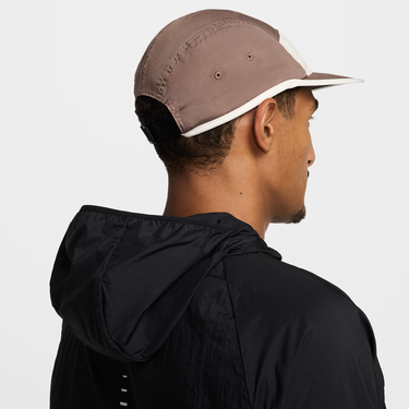 Шапка с козирка Nike Dri-FIT Fly Swoosh Unstructured Cap Кафяво | FB5624-214, 3