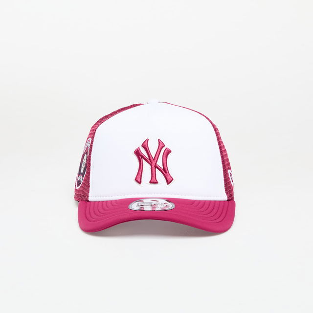 New Era New York Yankees MLB 9FORTY World Series E-Frame Trucker Adjustable Cap