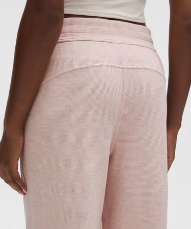 Спортни панталони lululemon Mid-Rise Scuba Wide-Leg Pants Розово | prod20004467, 5